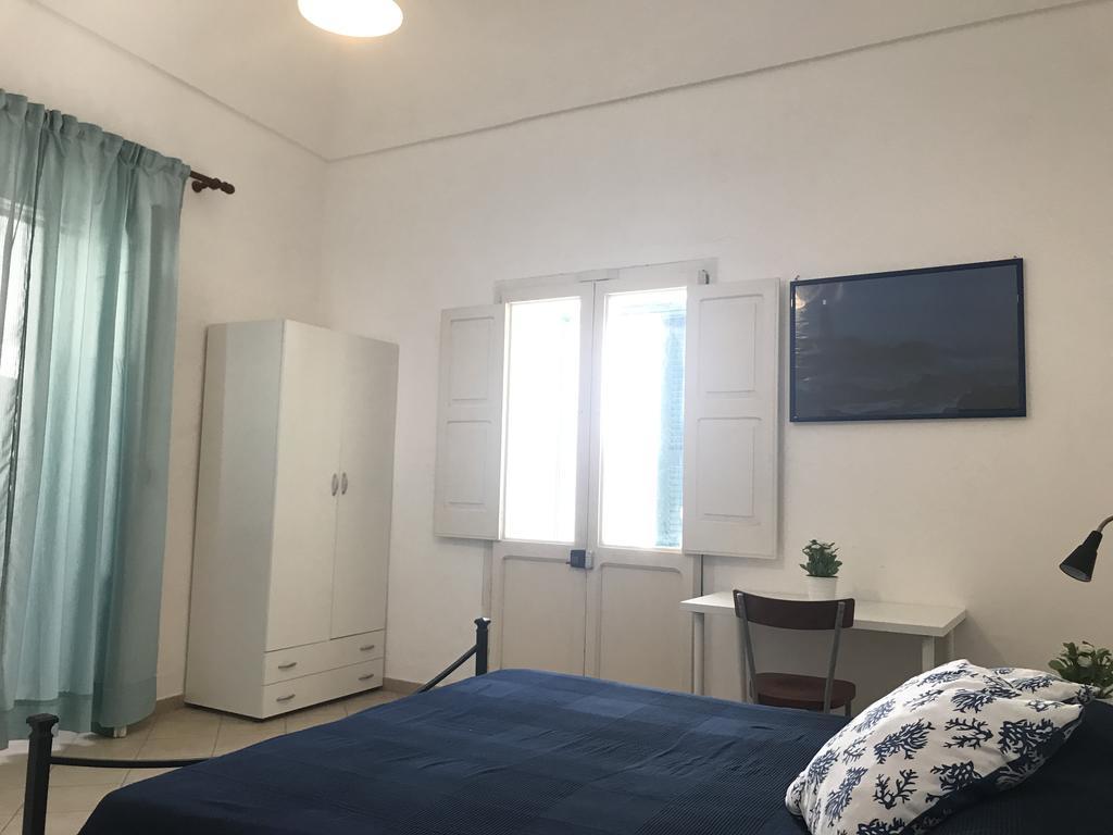 Clorinda - Immobilevante Ponza Buitenkant foto